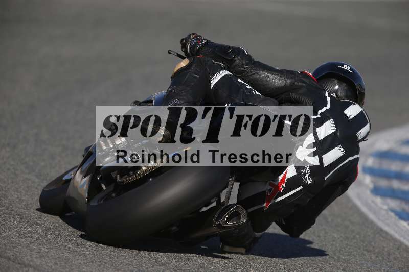 /Archiv-2024/01 26.-28.01.2024 Moto Center Thun Jerez/Gruppe schwarz-black/backside